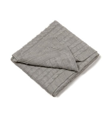 γκρι πλεκτή κουβερτούλα
