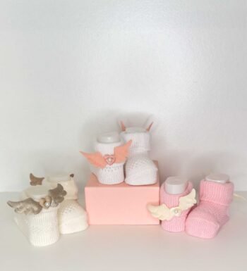 τρία ζευγάρια βρεφικά καλτσάκια για κορίτσι