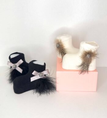 δυο ζευγάρια βρεφικά καλτσάκια για κορίτσι